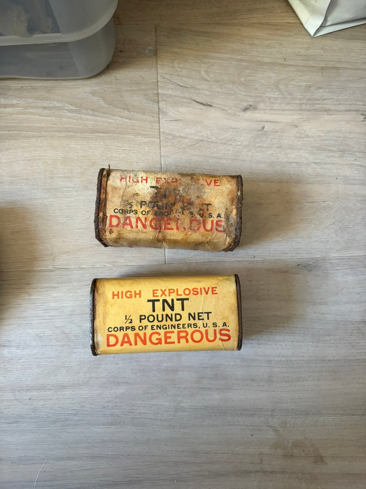 Pain tnt, Verzamelen, Ophalen of Verzenden