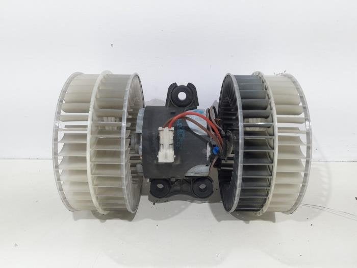 Moteur de ventilation chauffage d'un Mercedes Vito, Autos : Pièces & Accessoires, 3 mois de garantie, Utilisé, -, -