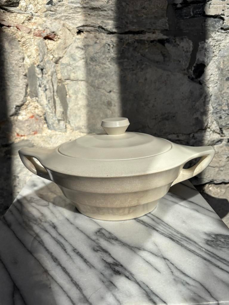 Art deco terrine Wedgwood Moonstone (Keith Murray), Ophalen of Verzenden