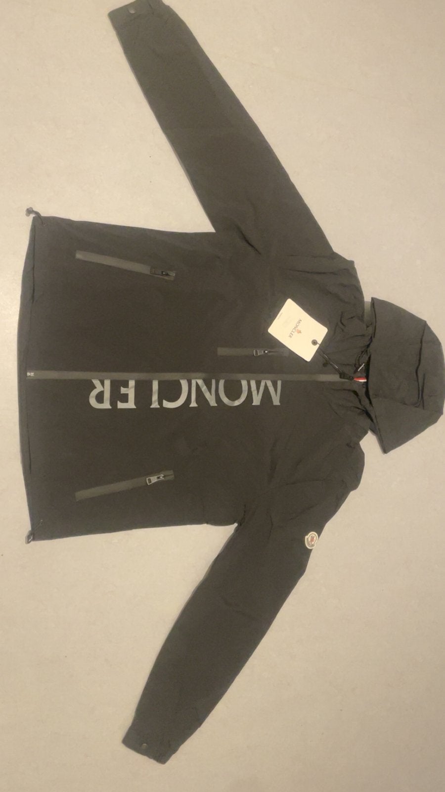 Windbreaker Moncler noir taille M, Enlèvement ou Envoi, Comme neuf, Taille 48/50 (M), Noir