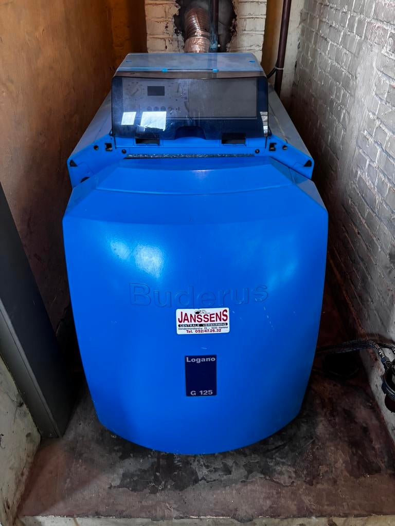 Werkende mazoutketel + tanken, Doe-het-zelf en Bouw, Chauffageketels en Boilers, Ophalen, Zo goed als nieuw, Boiler