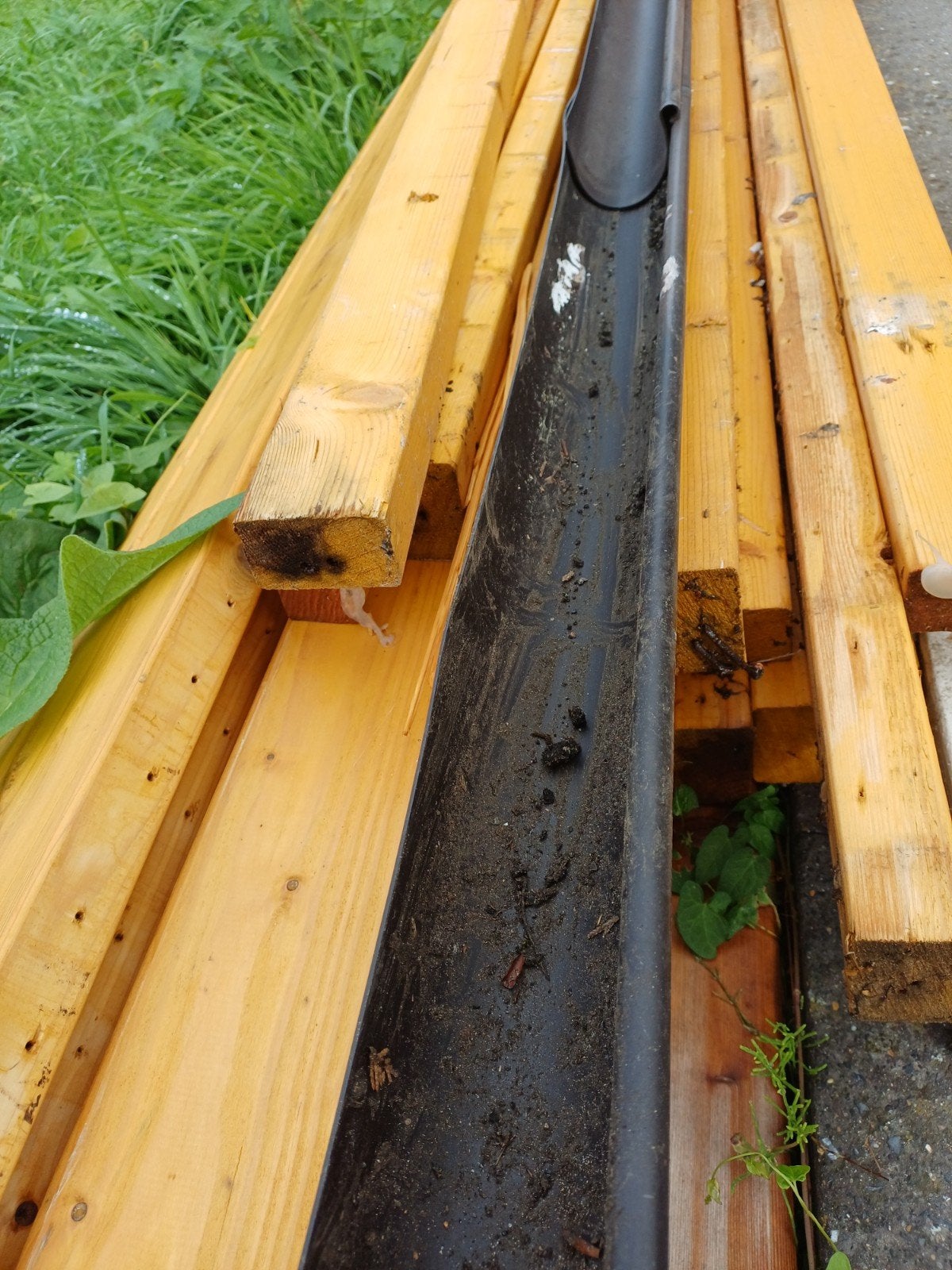 3 meter bruingoed G60 met 6 beugels, Doe-het-zelf en Bouw, Ophalen, 2 tot 4 meter, PVC, Zo goed als nieuw