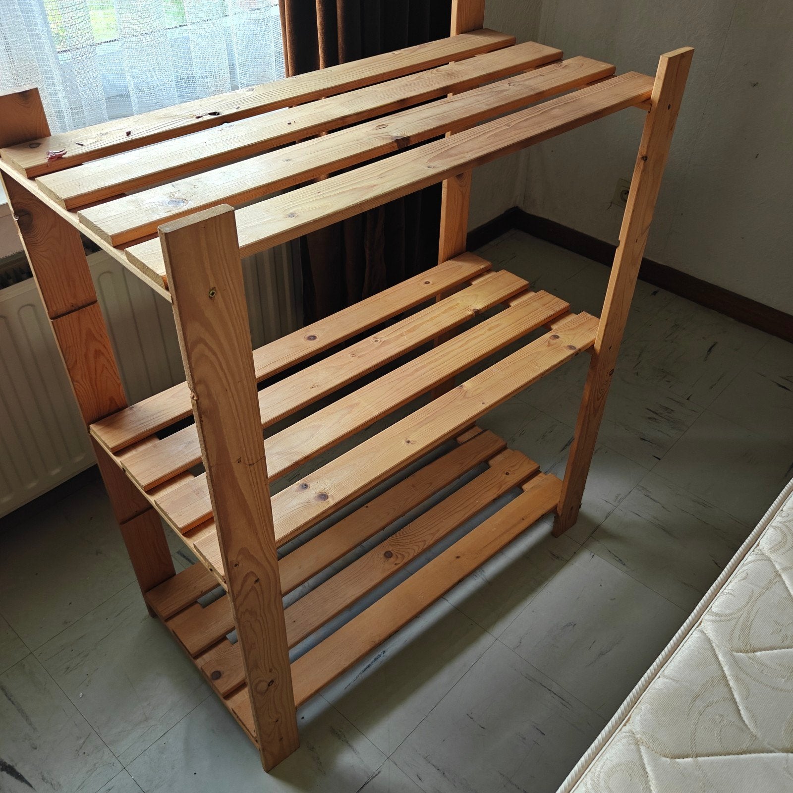 Houten rek, gratis, Ophalen