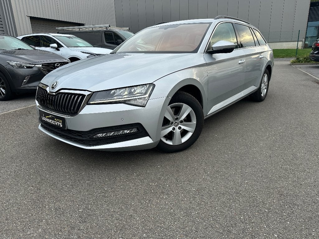 Skoda Superb Combi, 1.5 benzine, CARPLAY-ANDROID/ CAMERA, Autos, Argent ou Gris, 140 g/km, Euro 6, Entreprise