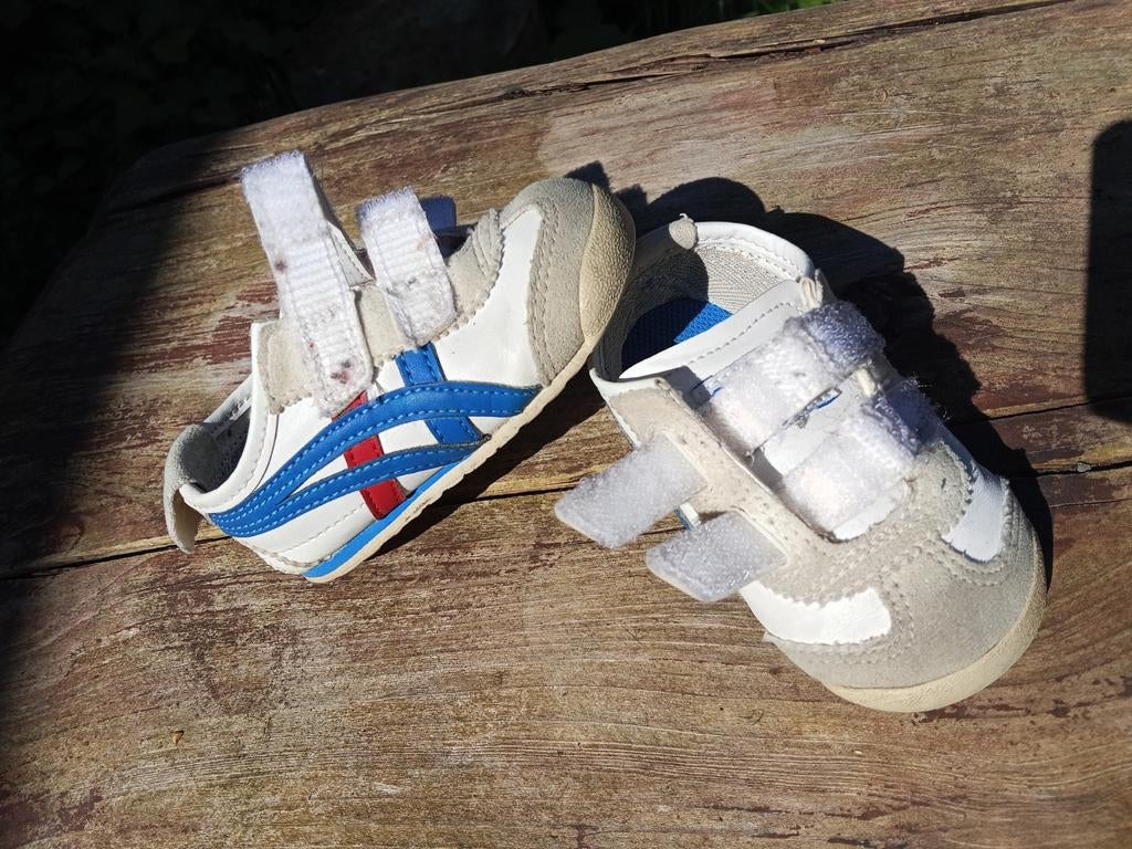 Onitsuka Tiger taille 19,5 pour bébé, Enfants & Bébés, Vêtements de bébé | Chaussures & Chaussettes, Enlèvement ou Envoi