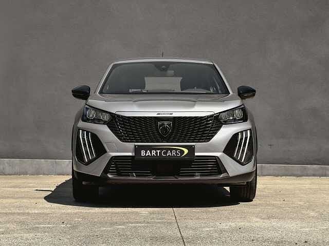 Peugeot 2008 Style Amper 1 jaar in gebruik, Zwart, 1199 cc, https://public.car-pass.be/vhr/20f1cb2c-201a-451b-89eb-b870e35b6c6d