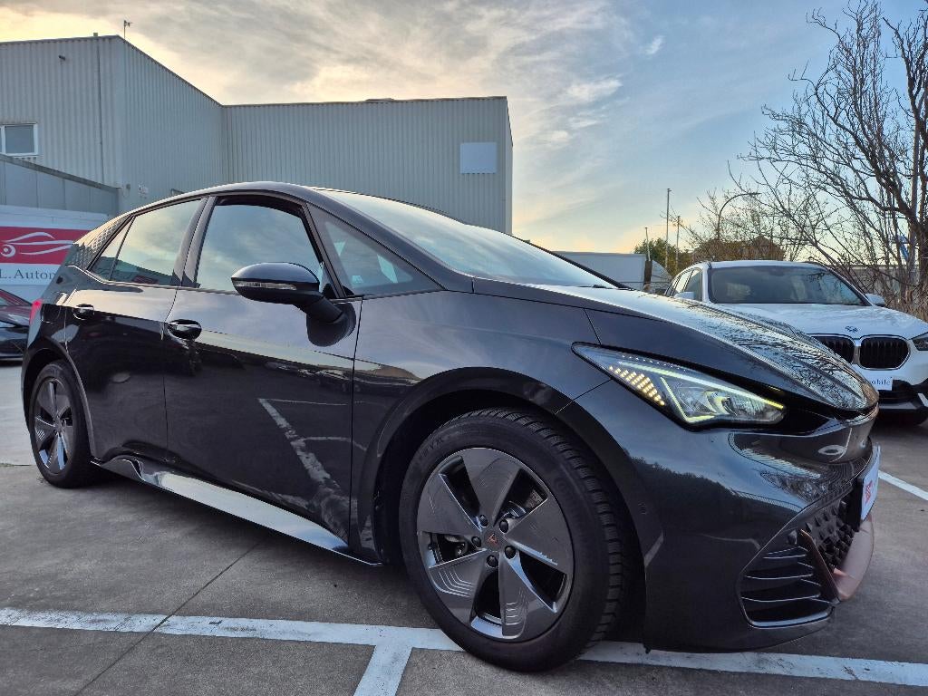CUPRA Born 62 kWh / 204cv / 2023 !!, Autos, Argent ou Gris, Achat, Entreprise, Phares entièrement LED