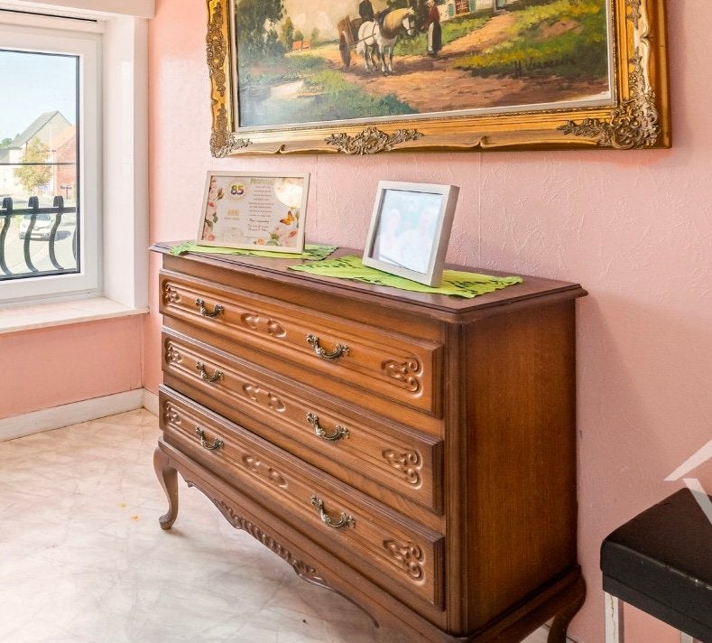 Klassieke Houten Dressoir / Commode met Laden (Brocante) (m2453979093 ...