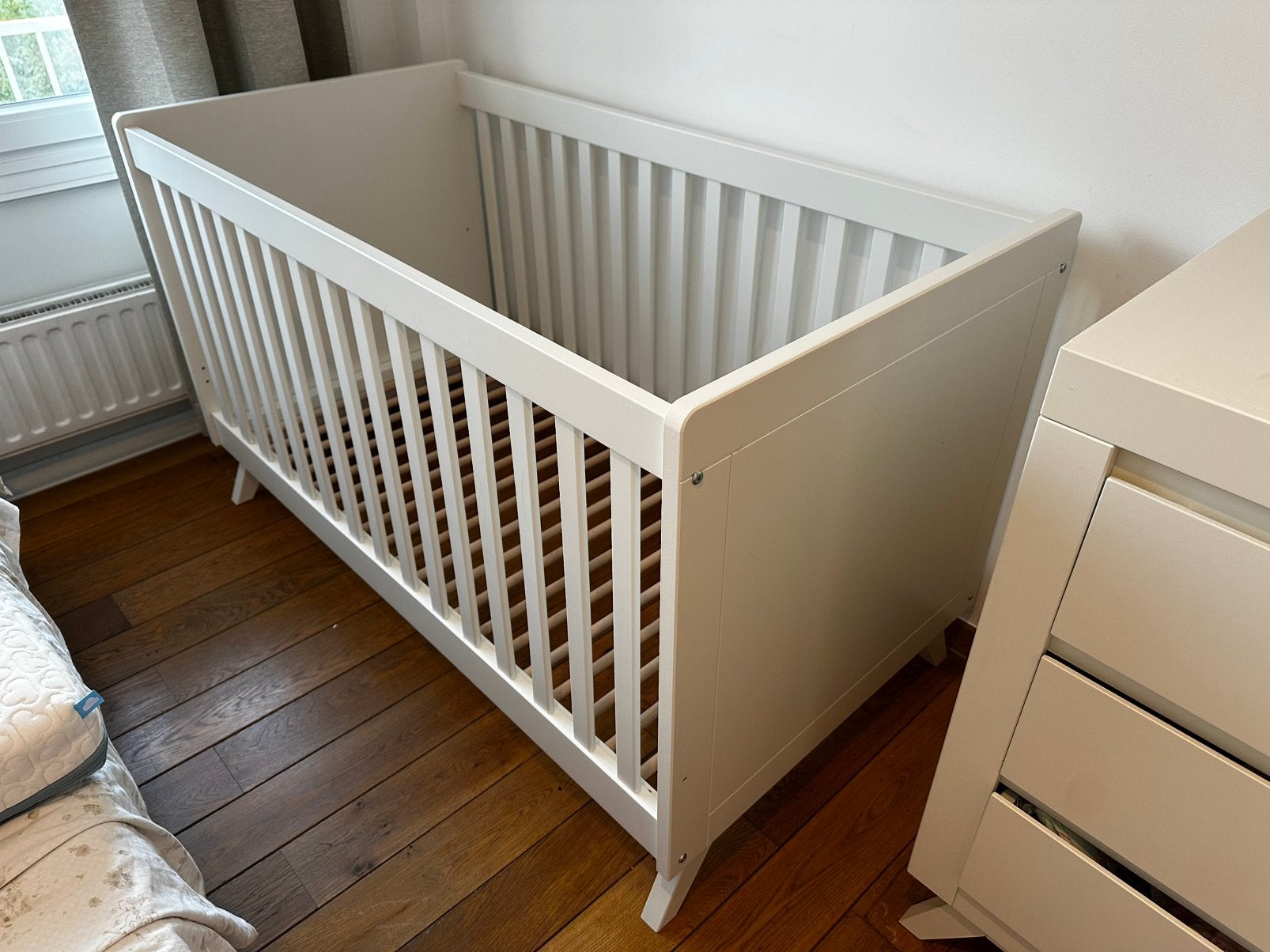 Lit évolutif bébé 70 x 140 cm Bopita, Enfants & Bébés, Chambre d'enfant | Chambres d'enfant complètes, Enlèvement, Comme neuf