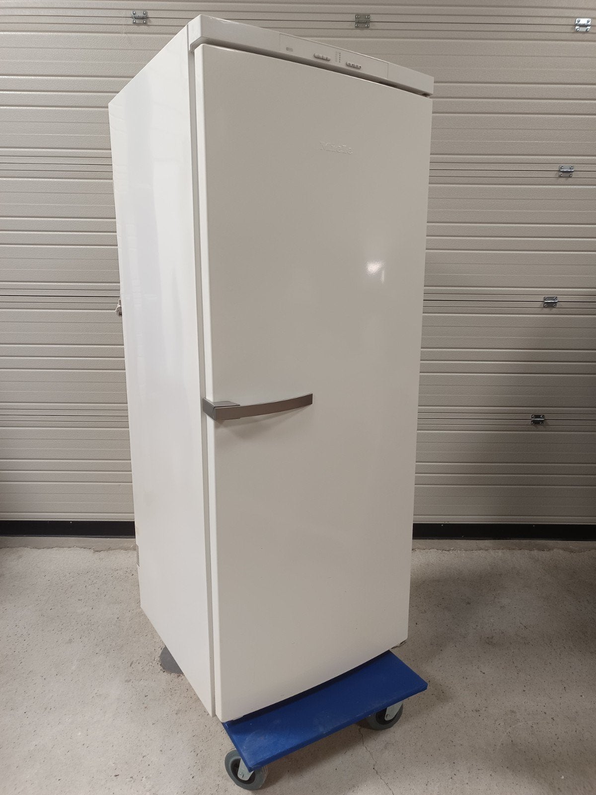 Grote Diepvries kast Miele 7 laden 1m75 hoog!, Ophalen