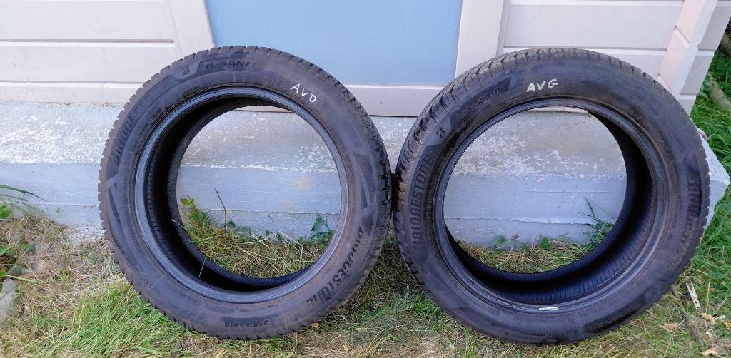 2 Bridgestone Runflat 225/55 R18-banden, Auto-onderdelen, Banden en Velgen, Ophalen, 18 inch, Gebruikt, All Season