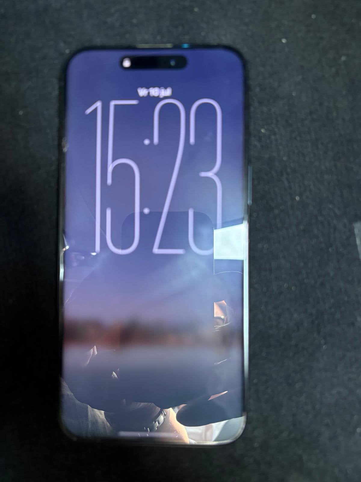Iphone 15 Pro Max met doos en accessoires, Telecommunicatie, Mobiele telefoons | Apple iPhone, Ophalen, Zo goed als nieuw, IPhone 15