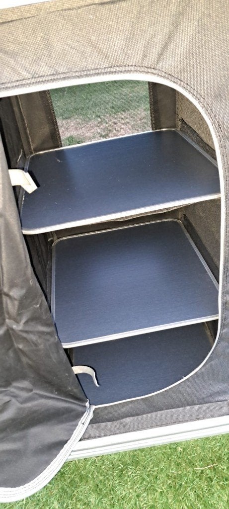 Campart campingkast met 3 planken - zo goed als nieuw, Caravans en Kamperen, Ophalen, Zo goed als nieuw, Campingkast