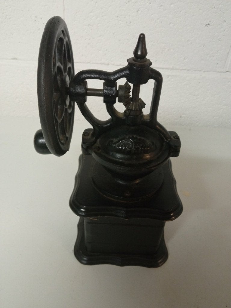 Ancien moulin à café, Enlèvement