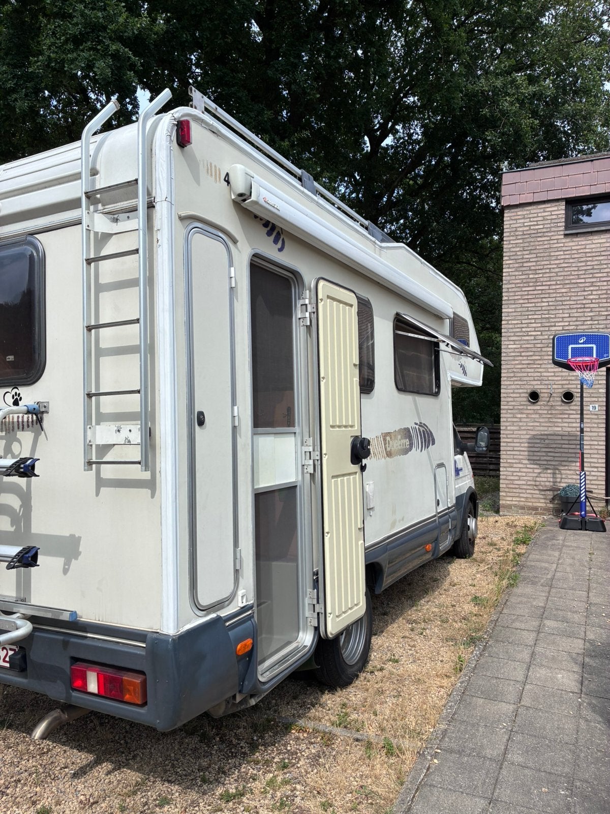 Camper Ford | Entièrement équipé | 99 000 km | Bj : 2000, Caravanes & Camping, Camping-cars, Siège de train, Jusqu'à 5, Toilette à cassette