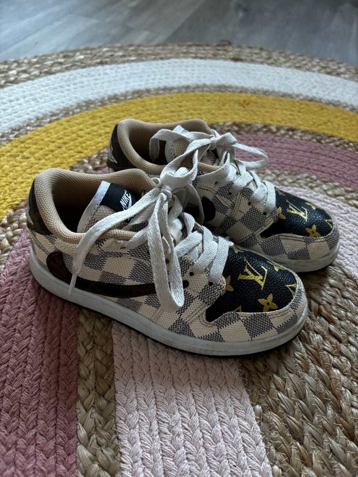 Nike jordan air, Kinderen en Baby's, Schoentjes, Jongetje of Meisje, Ophalen of Verzenden, Zo goed als nieuw