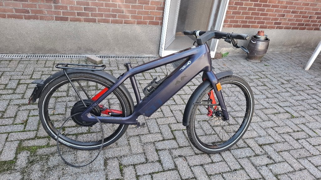 Stromer ST7 Red Bull 2023 *pour les pièces ! *, Enlèvement ou Envoi, 50 km par batterie ou plus, 55 à 59 cm, Utilisé