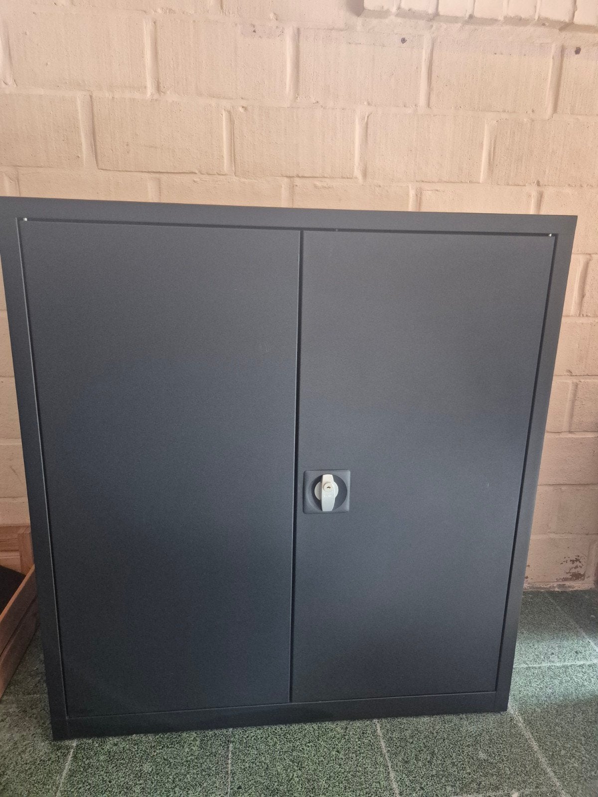 2 metalen kasten Povag archief kast zwart gebruikt en nieuw, Ophalen, 100 tot 150 cm, 50 tot 100 cm, Metaal