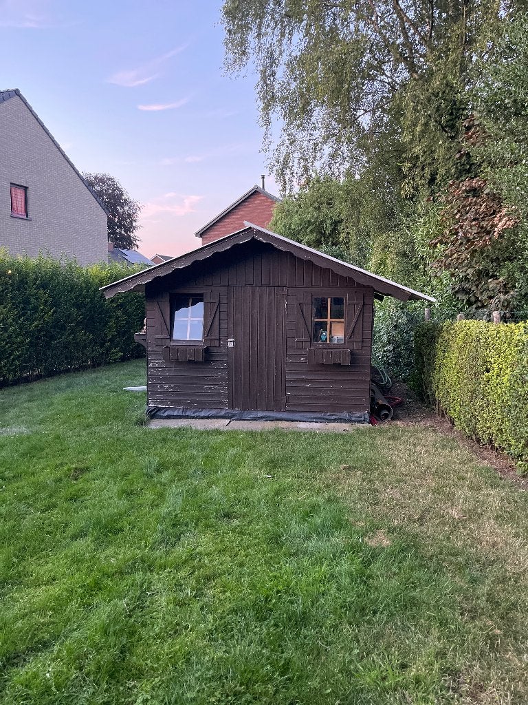 Houten tuinhuis / gratis, Ophalen, Gebruikt, Tuinhuis, 2 ramen
