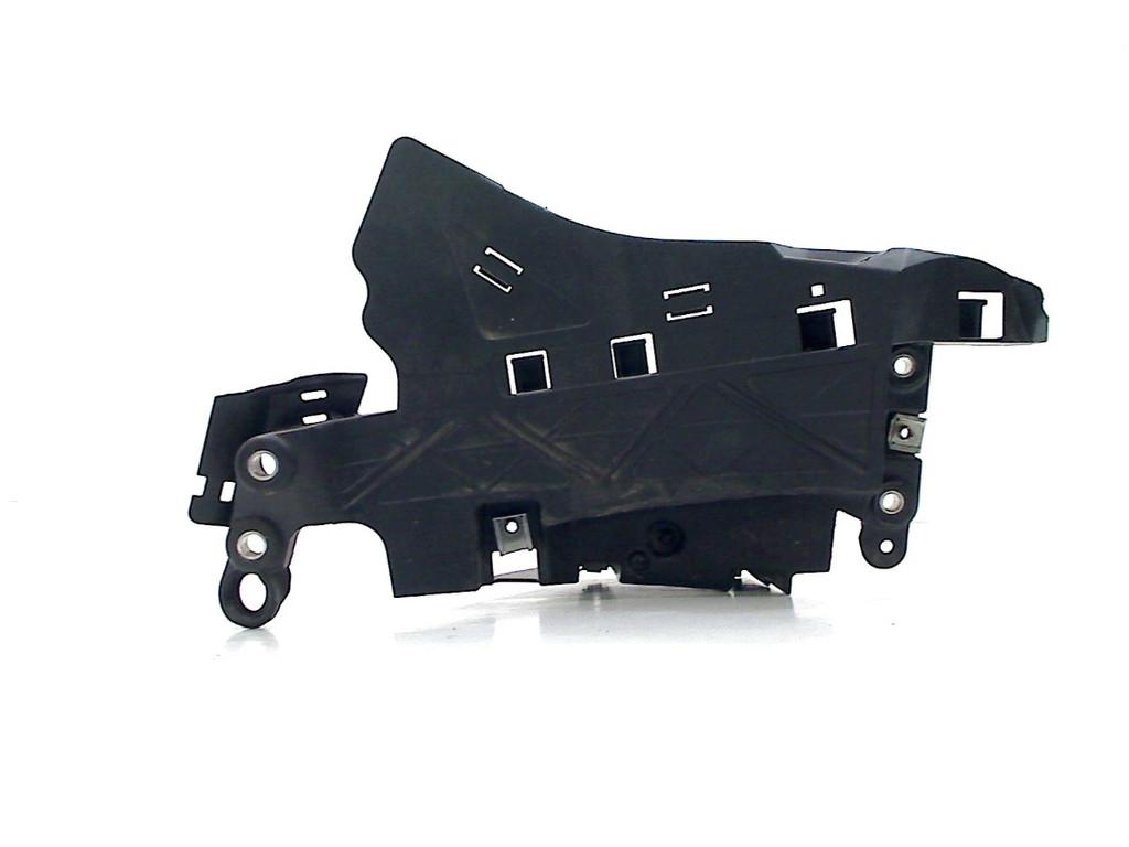 CADRE DE COUVERTURE CADRE DROIT BMW (46631541491), Dhr. S. di Majo, Utilisé, Info@cama-motorparts.nl, P.J. Troelstraweg 8 8
3144 CX  MAASSLUIS, NL