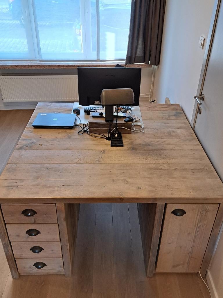 Dubbel bureau 2 personen, Ophalen, Zo goed als nieuw