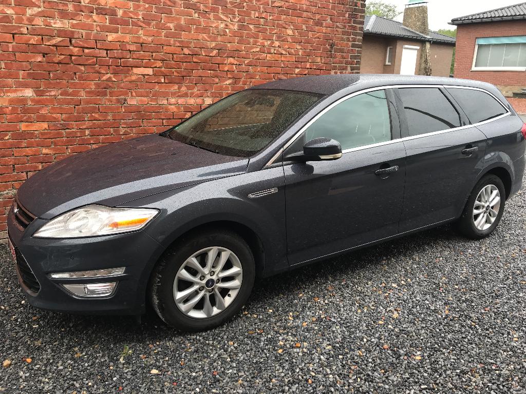 Ford Mondeo break, Autos, Cuir, 1800 kg, Mondeo, Boîte manuelle