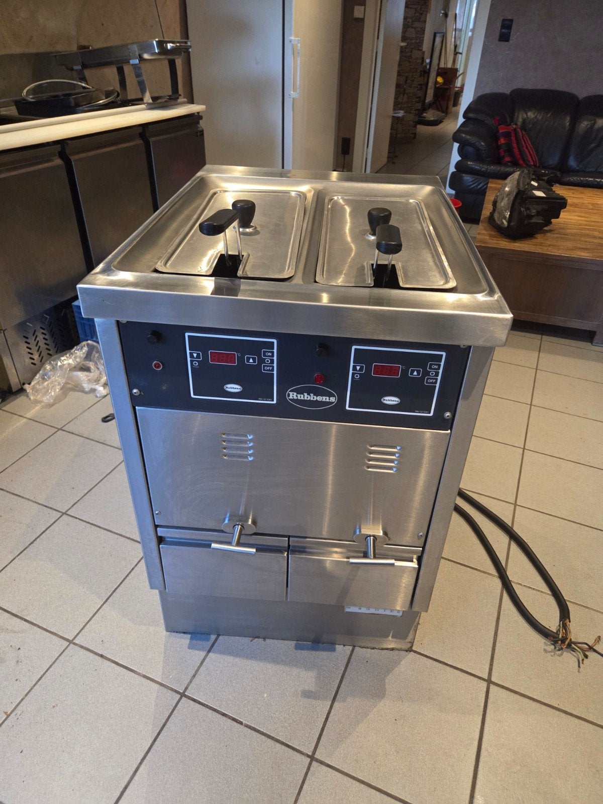 Frietuse 2x16L elektrische merk Rubbens, Enlèvement