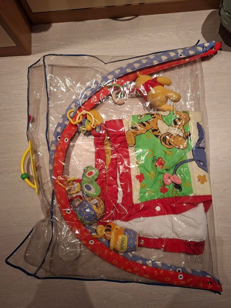Speelmat met boog en speeltjes, Kinderen en Baby's, Speelgoed | Babyspeelgoed, Ophalen