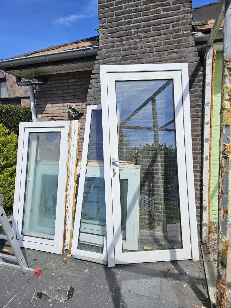 pvc ramen dubbel glas van veranda. Deur is reeds verkocht., Doe-het-zelf en Bouw, Ophalen, Gebruikt, Gevelraam of Ruit, Dubbelglas