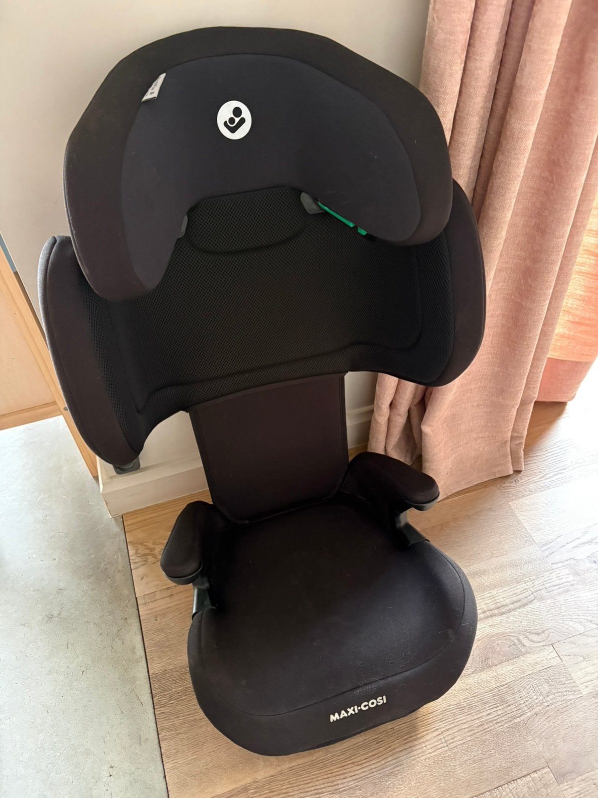 Autostoel Maxi-Cosy, Ophalen, Zijbescherming, Zo goed als nieuw, Isofix
