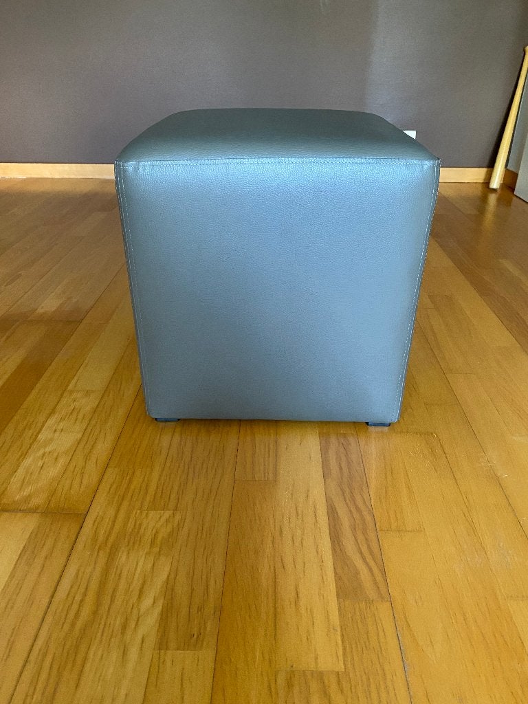 DONKERBRUINE LEDEREN POEF TE KOOP, Ophalen, Minder dan 50 cm, Rustiek, Vierkant