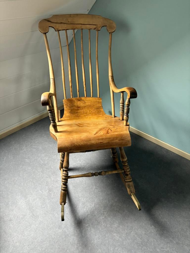 Antieke schommelstoel, Antiek en Kunst, Ophalen
