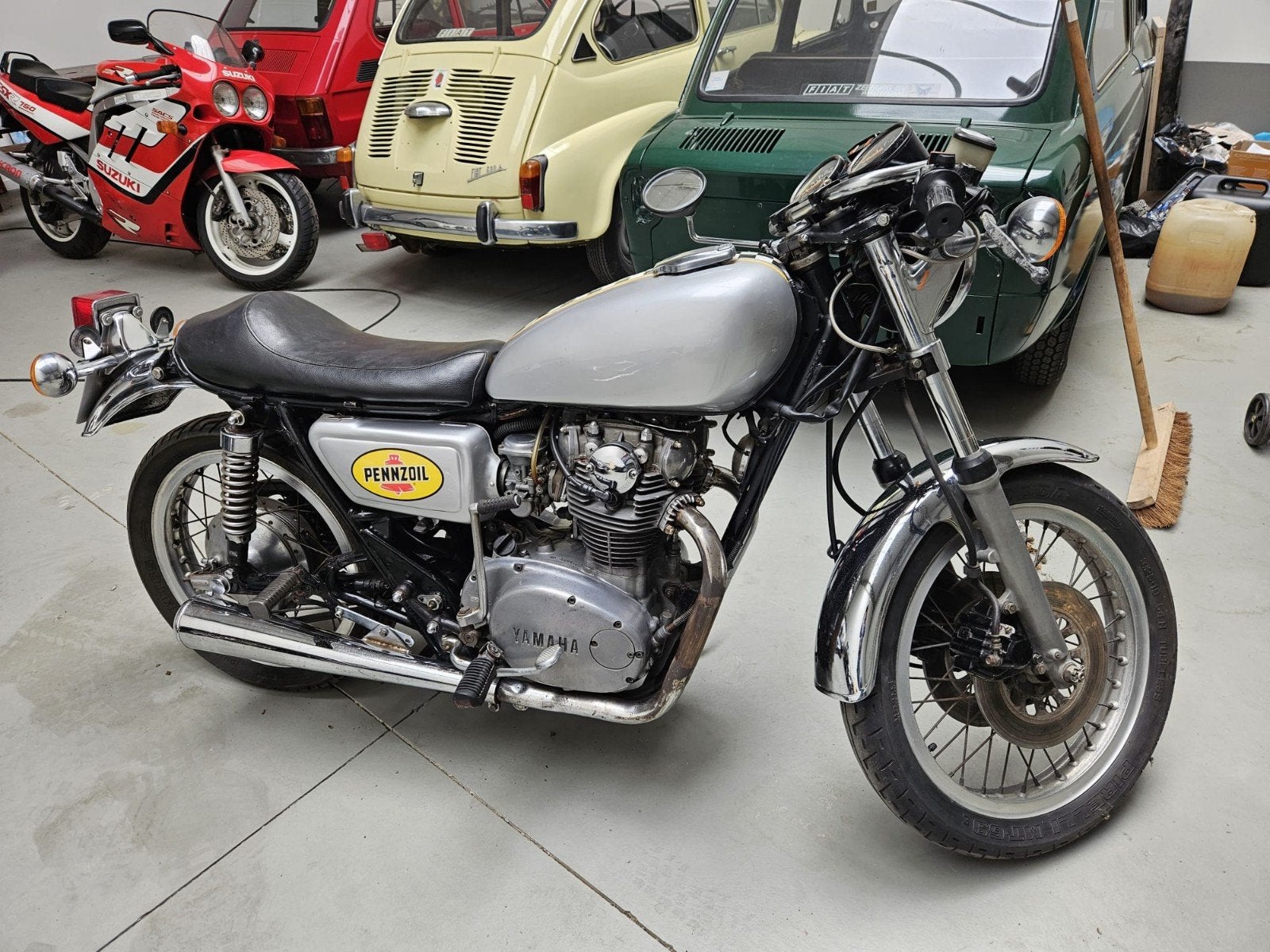 Yamaha xs650, 2 cilinders