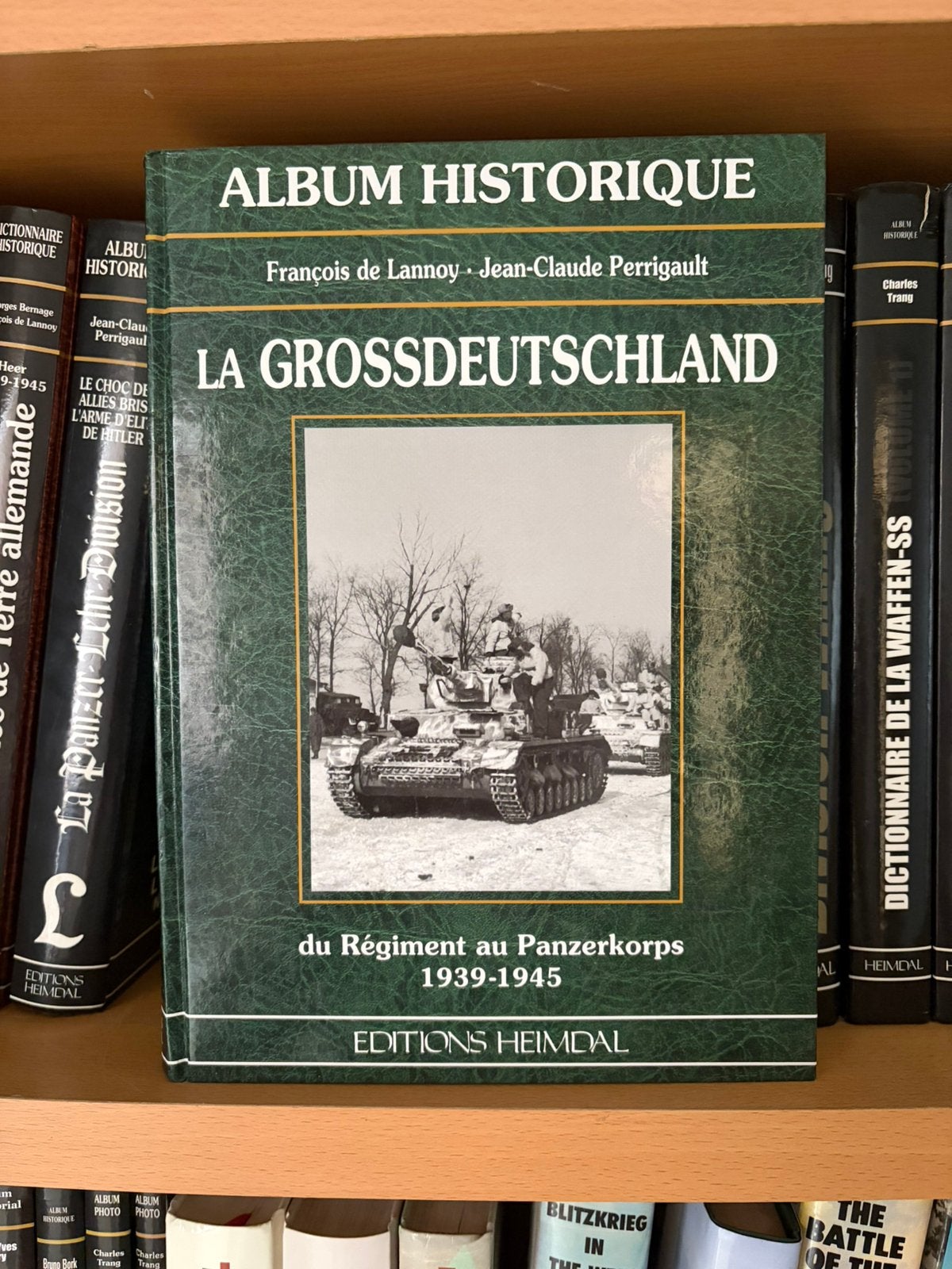 Editions Heimdal. La Grossdeutschland, Boeken, Ophalen of Verzenden, Tweede Wereldoorlog, Zo goed als nieuw