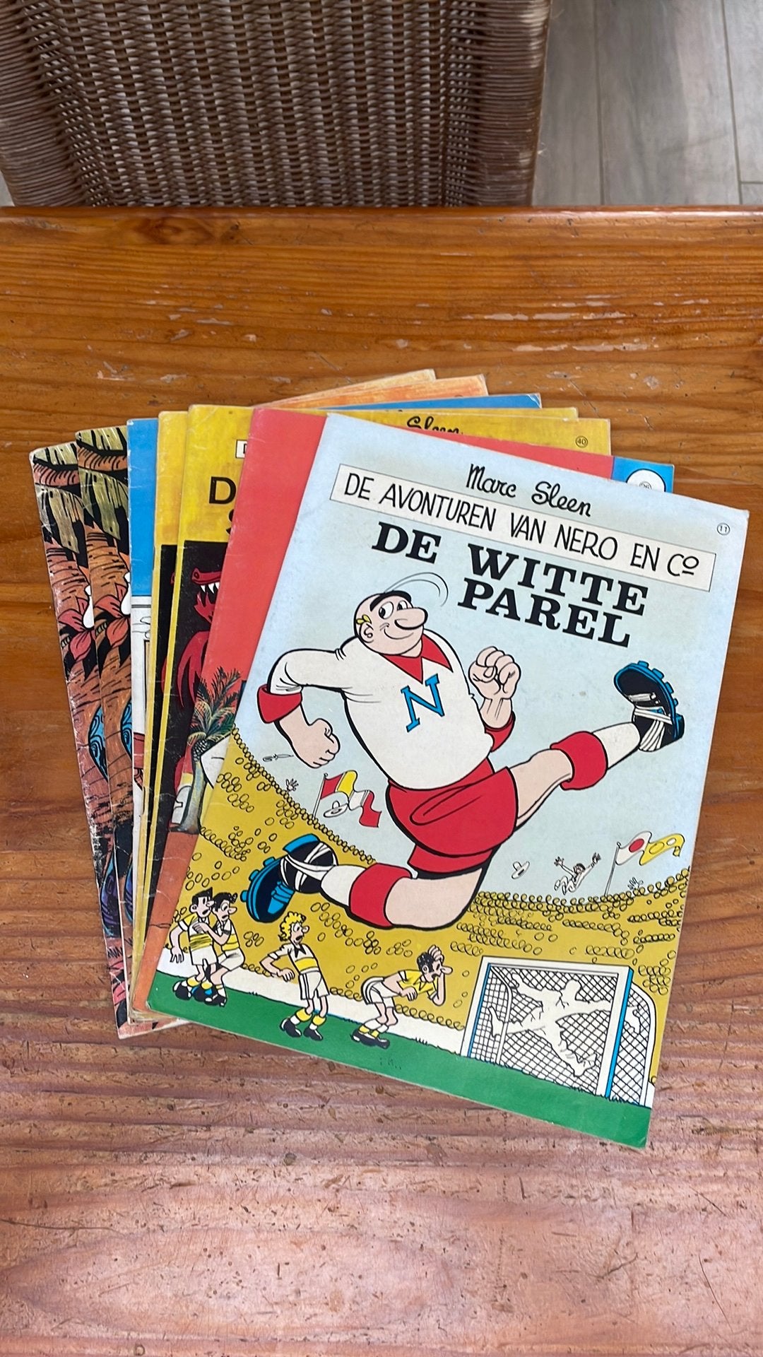 Stapel albums Nero ( 7 st ), Boeken, Ophalen of Verzenden, Gelezen