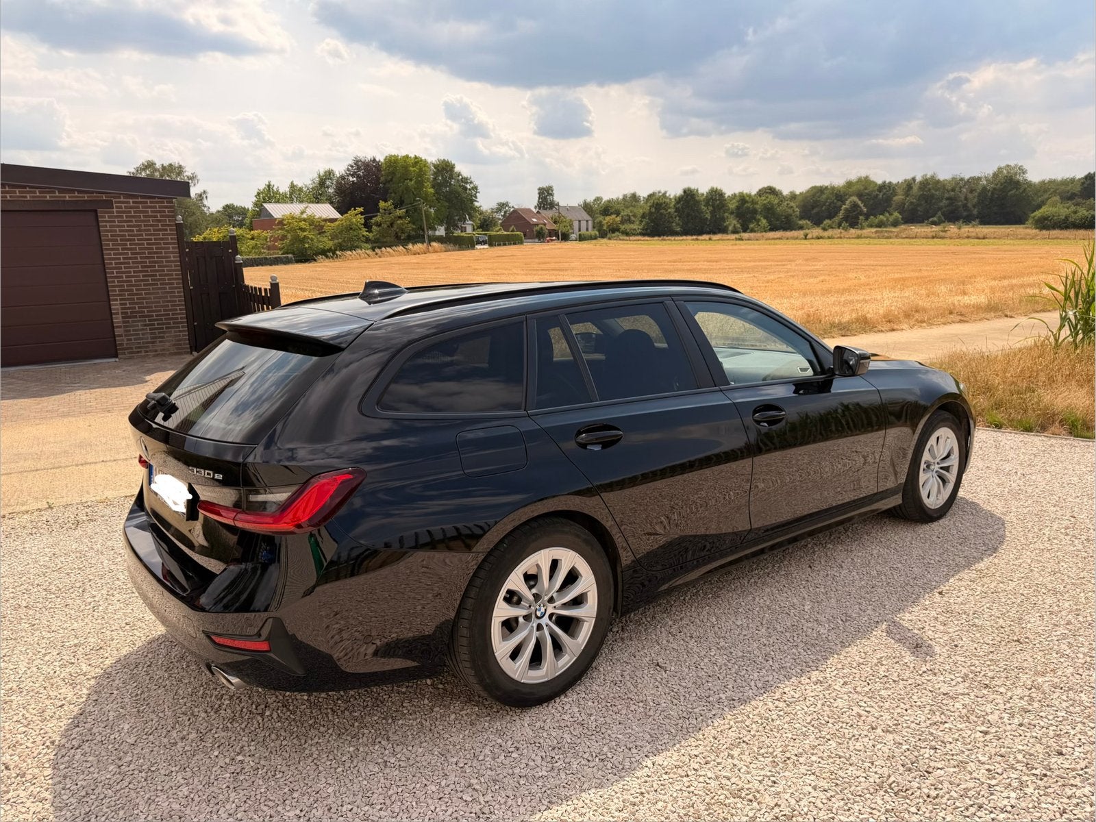 BMW 330e Touring, Autos, BMW, Phares entièrement LED, Achat, Euro 6, Noir