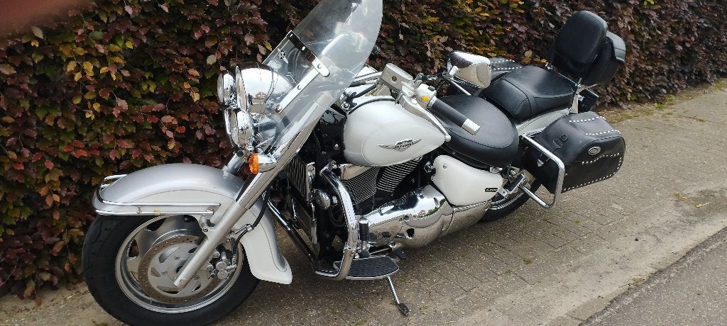 Suzuki Intruder C   VL1500        (bwj 2008), Cardan-aandrijving, 2 cilinders, Occasion, Chopper