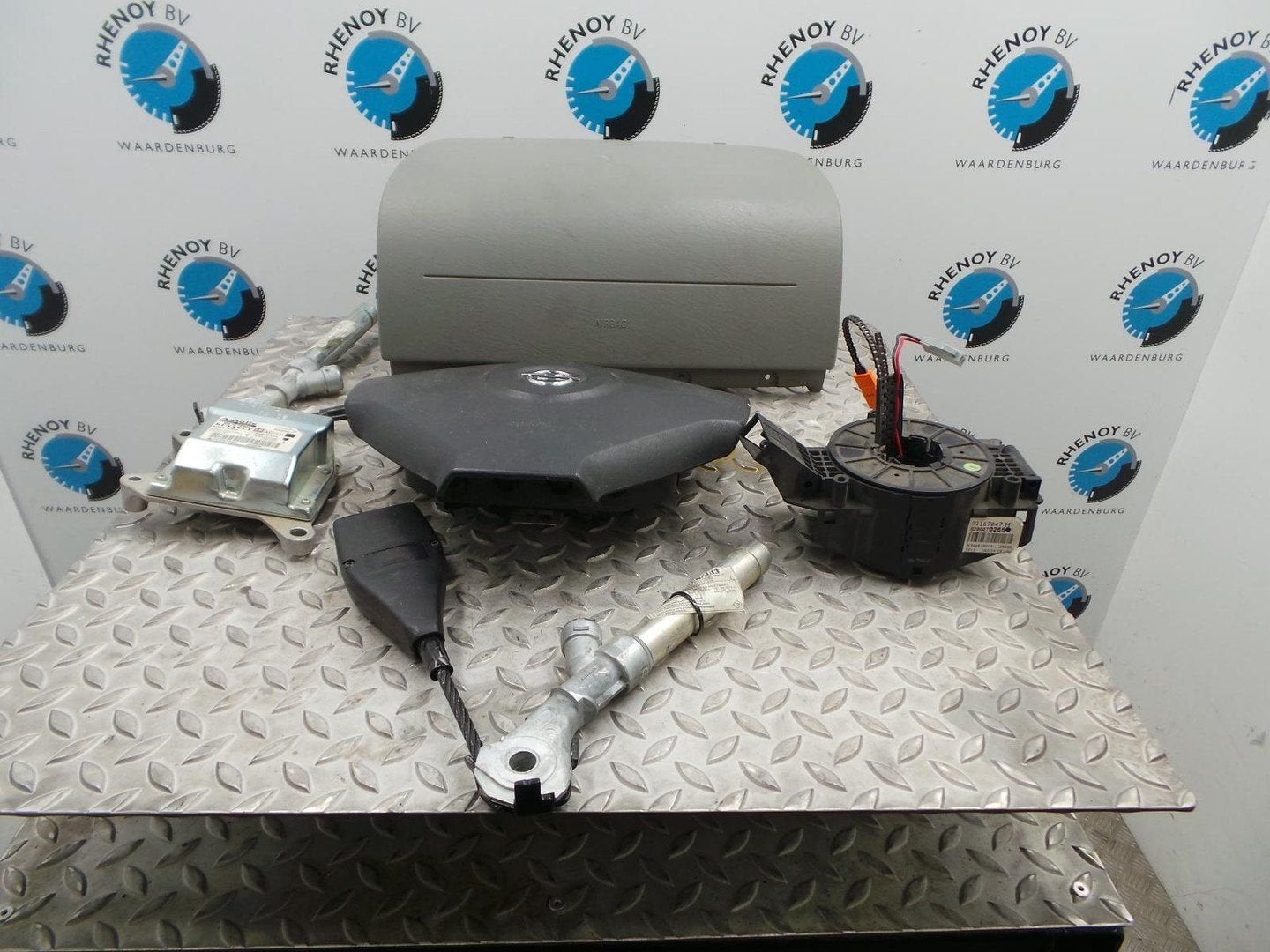 OPEL VIVARO 2.0 CDTI L2H1 DC AIRBAG SET 2008, Ophalen of Verzenden, Gebruikt, ARN erkend