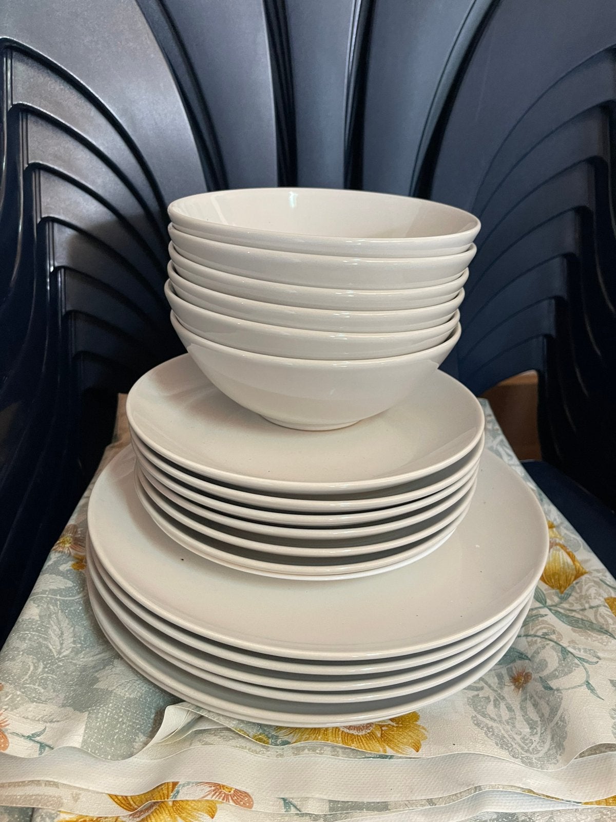 Servies ikea, Antiek en Kunst, Ophalen