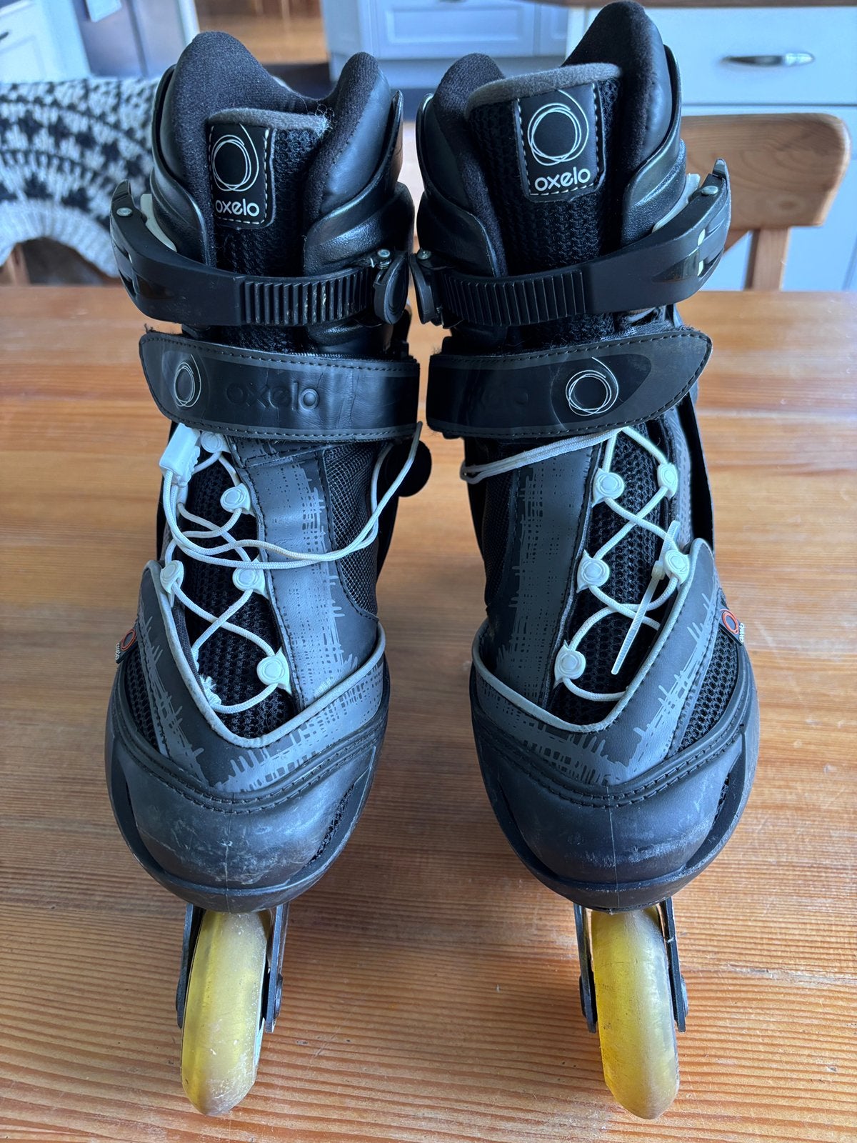 Roller blade Oxelo, Sports & Fitness, Autres marques, Rollers 4 roues en ligne, Femmes, Réglable