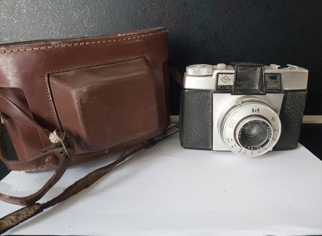 Vintage analoge camera met lederen hoesdecoratie, Ophalen of Verzenden