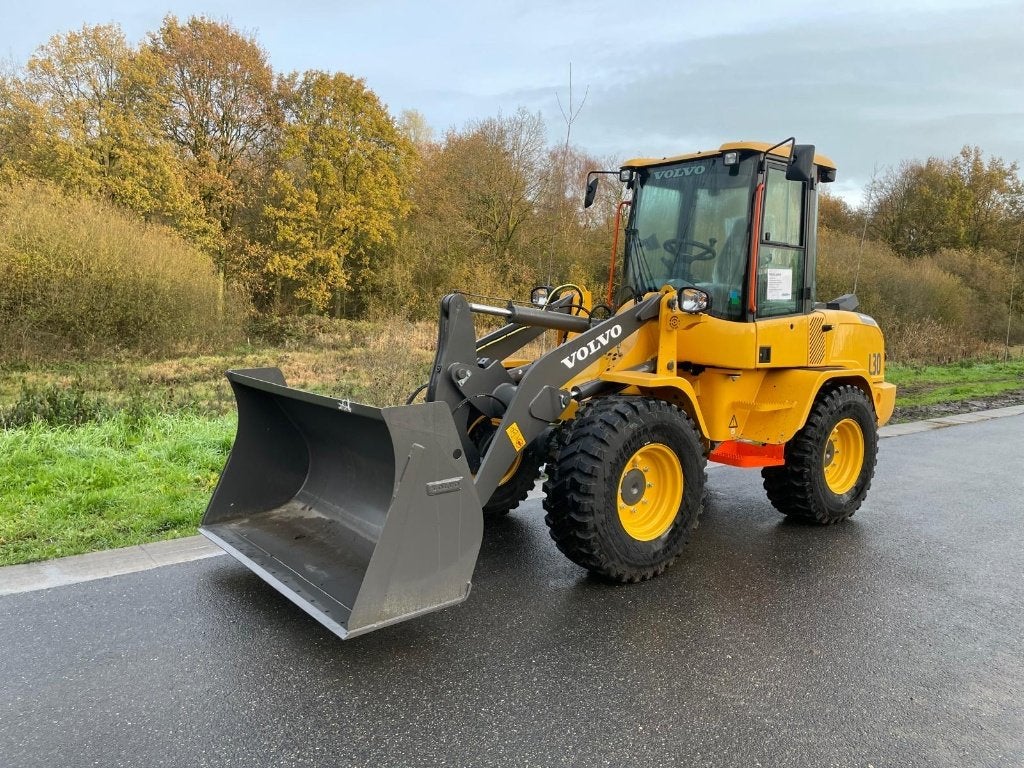 volvo L30, Zakelijke goederen, Ophalen