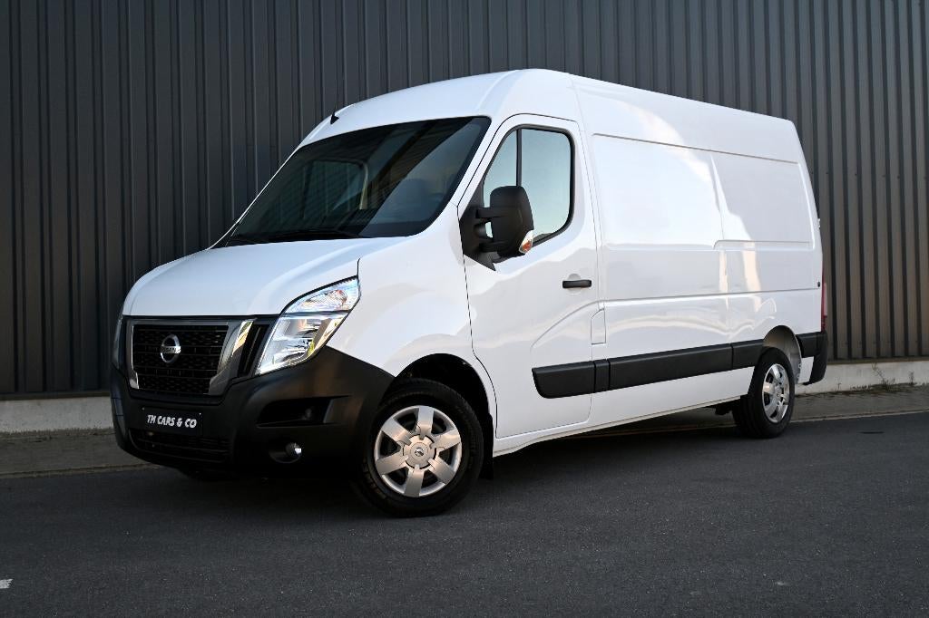 Nissan NV400 L2H2 Cam, GPS, Cruise, Carplay, Airco, PDC, BTW, Auto's, Bestelwagens en Lichte vracht, Stof, Euro 6, 4 cilinders