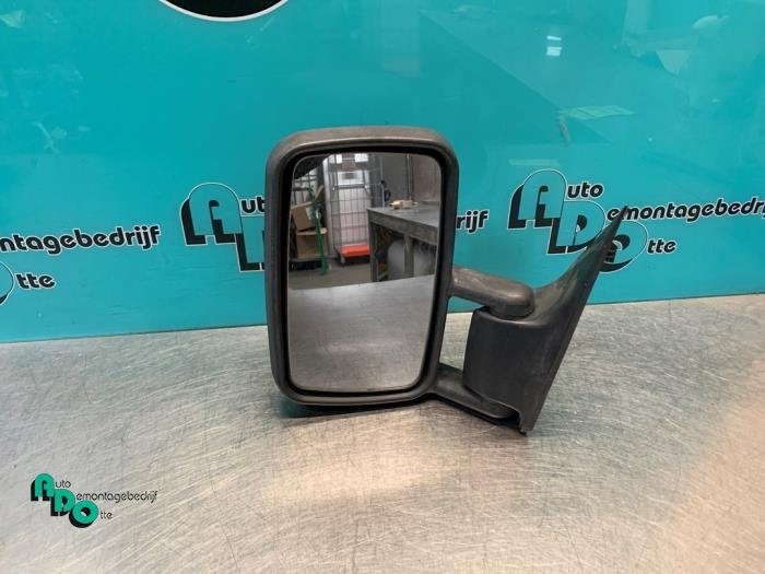 Buitenspiegel links van een Volkswagen LT (LT 96-), Gebruikt, -, Volkswagen, -