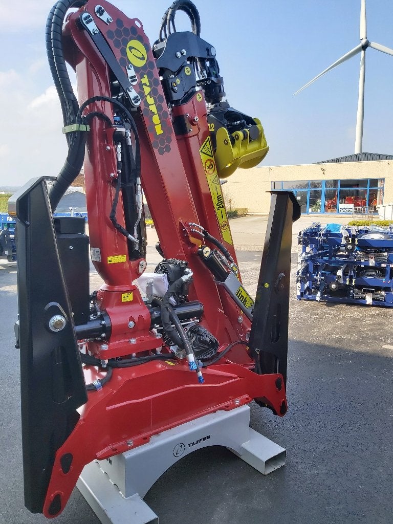 grue forestière en Z TAJFUN DOT 50 ZK pour tracteur, Bricolage & Construction, Bois & Planches, Neuf, Autres types, Enlèvement
