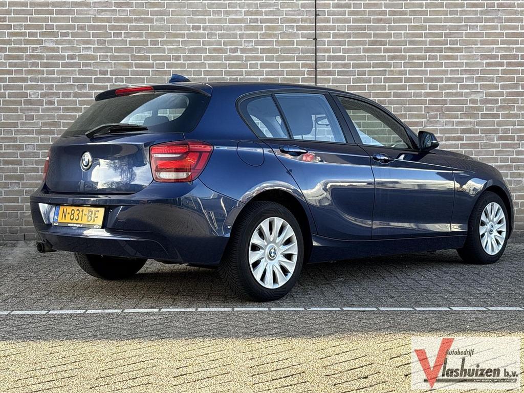 BMW 114 1-serie 114i Business | Airco | Stoelverwarming | PD, Auto's, BMW, 1 Reeks, Blauw, 127 g/km, Start-stop-systeem