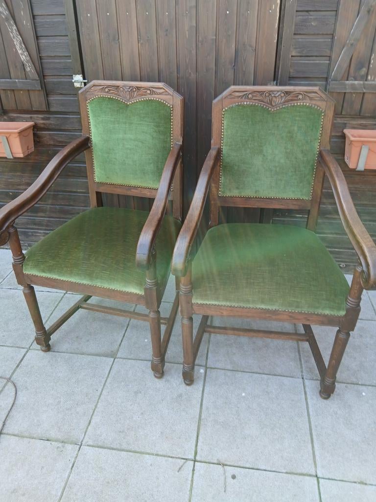 2 antieke stoelen, Ophalen