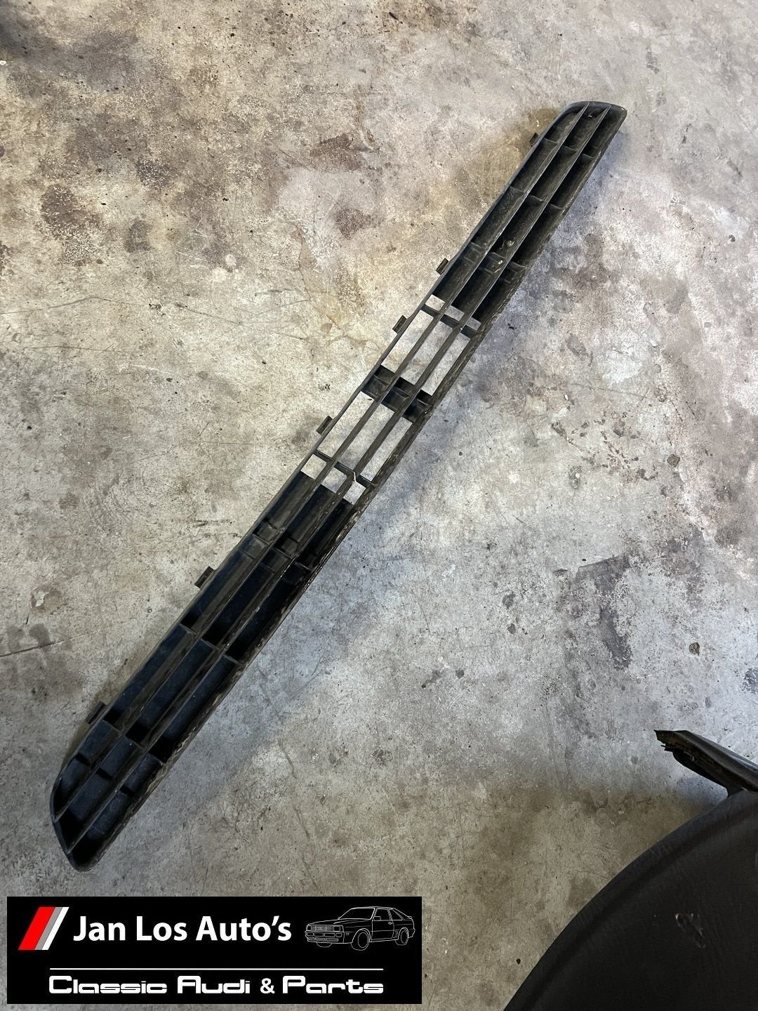 Audi 80 B3 bumpergrille midden bumperrooster, Autos : Pièces & Accessoires, -, Origine de la pièce connue, Audi, Utilisé