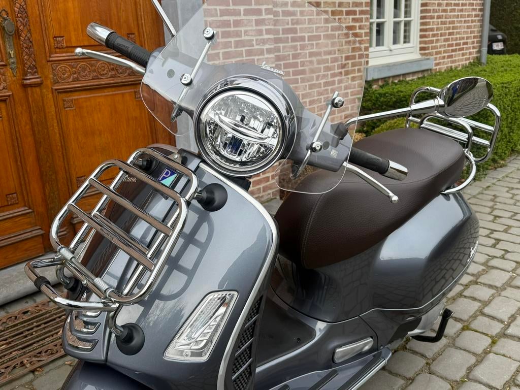 Vespa GTS 300 Touring, Motoren, Motoren | Piaggio, Scooter, Motorrijbewijs A, Particulier, Traction Control