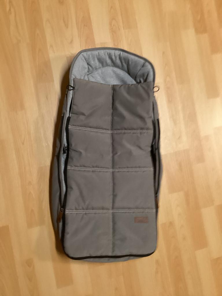 Voetenzak van het merk Qute voor in de buggy, Ophalen, Zo goed als nieuw